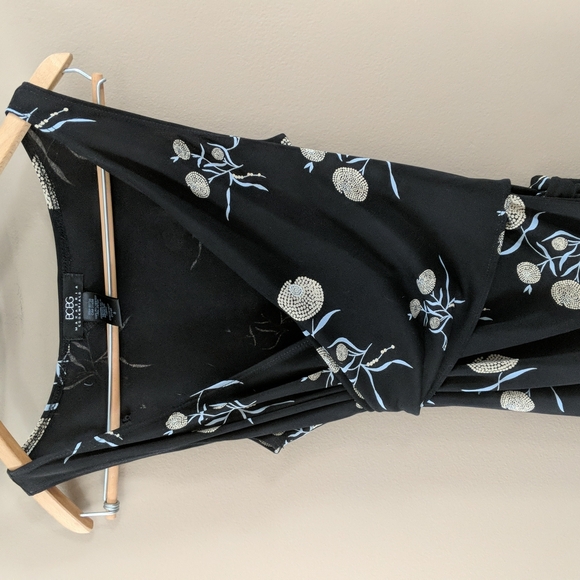 BCBG MaxAzria Black floral wrap dress - Picture 2 of 9